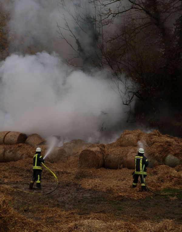 Strohmietenbrand im Jahr 2021 in Gruiten